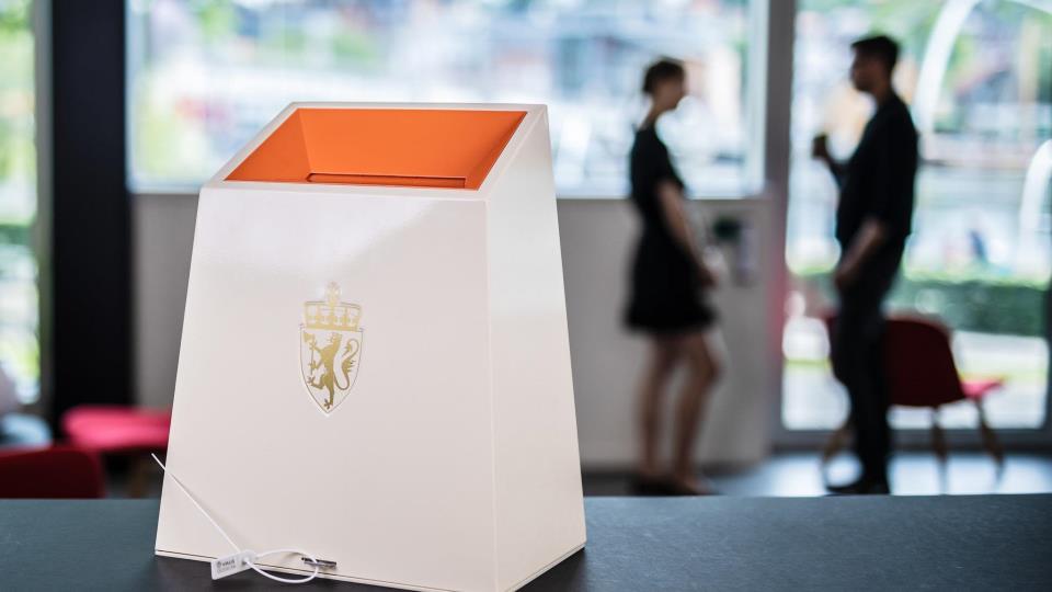 Lenkje til artikkel: Val '25: No startar ambulerande stemmegiving