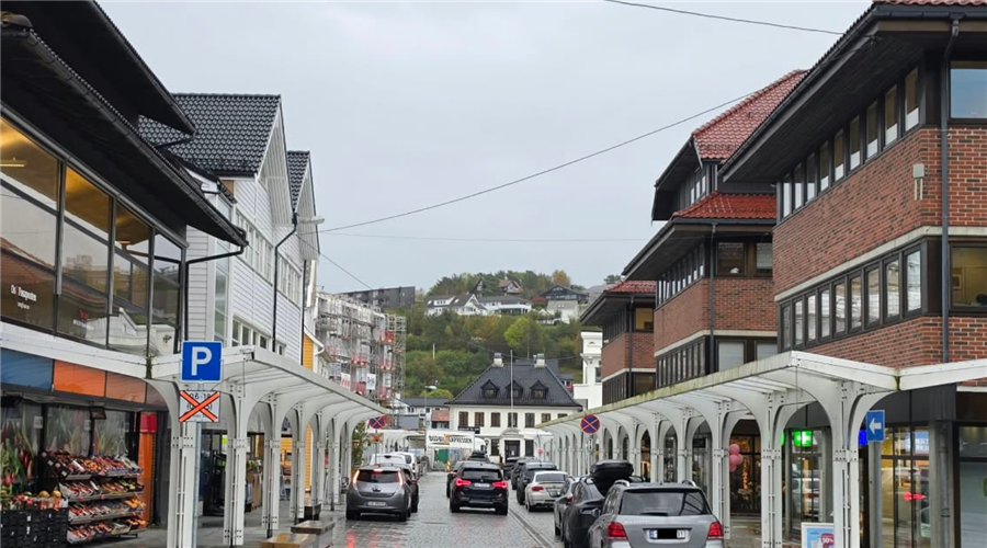 Lenkje til artikkel: Den nye skiltinga på Osøyro gjeld frå 15. oktober 