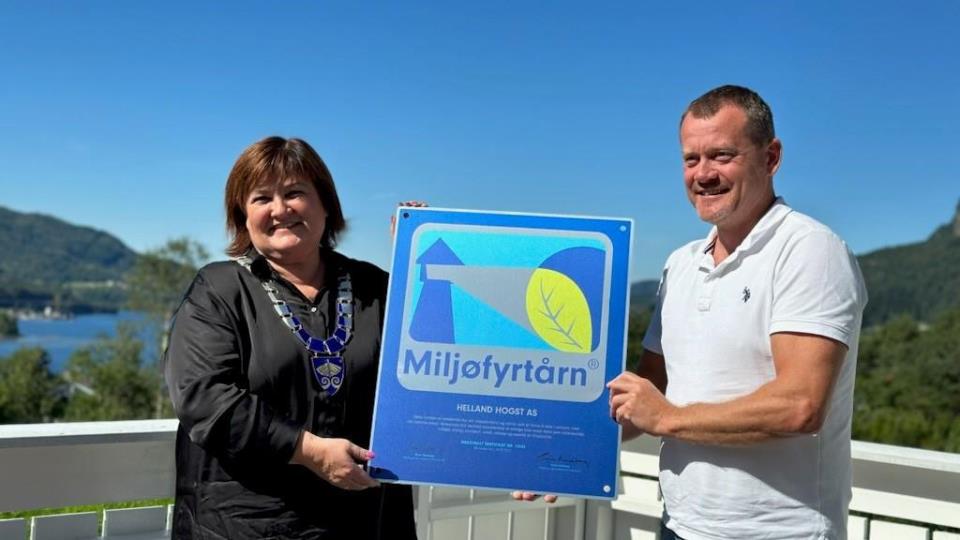 Lenkje til artikkel: Helland Hogst er Miljøfyrtårn