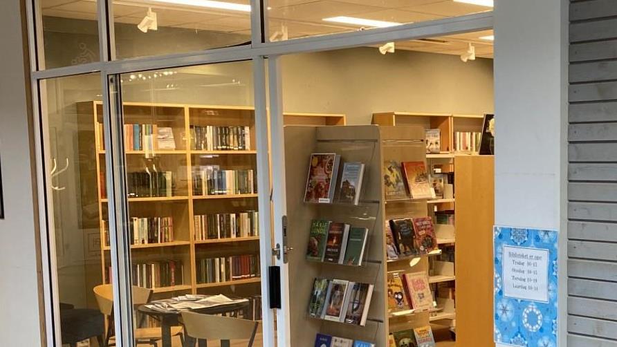 Lenkje til artikkel: Biblioteket har opna dørene i Fjord'n Nærsenter
